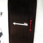 広島で外壁塗装【広島県三次市十日市中のT様［ドア塗装］】施工後のイメージ1