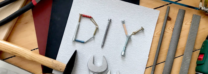 DIYでの外壁コーキング補修は危険？