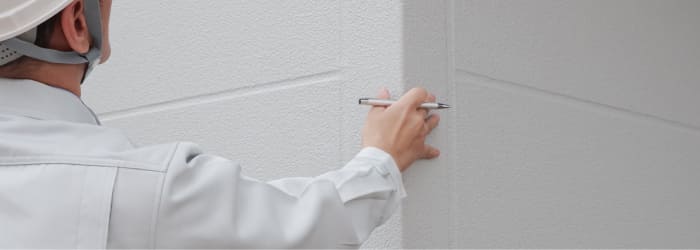 外壁コーキングのメンテナンス時期を示す５つの劣化サイン