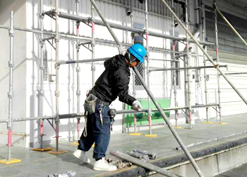 外壁塗装の為の足場の必要性について